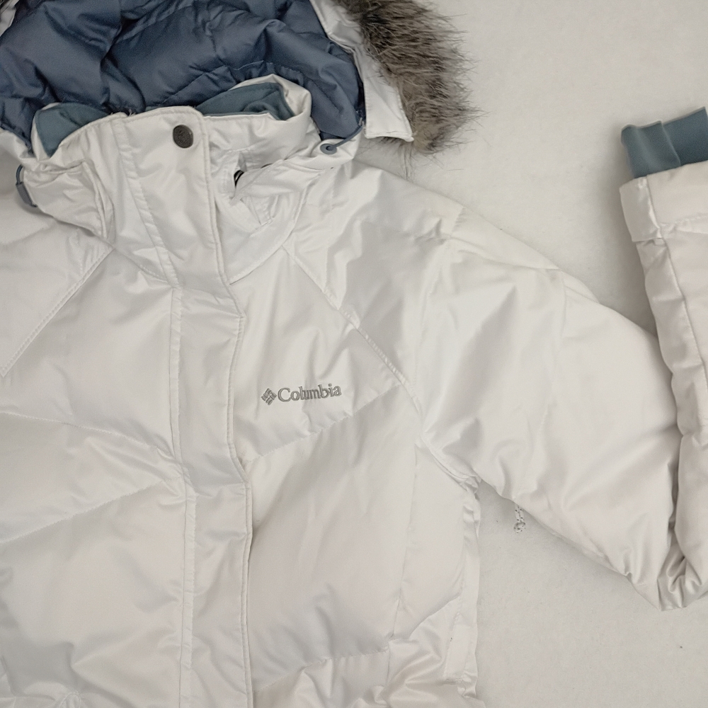 Columbia  White Winter Snow Water Proof Jacket Xs Juniors/Teens